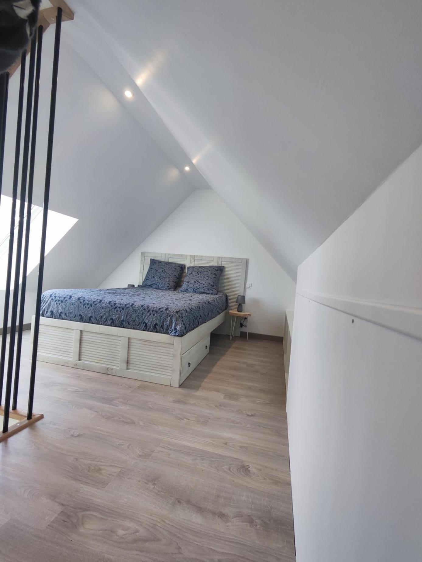 Studio Neuf Situe Au Coeur D'Un Bourg Paisible Pacé Exteriér fotografie